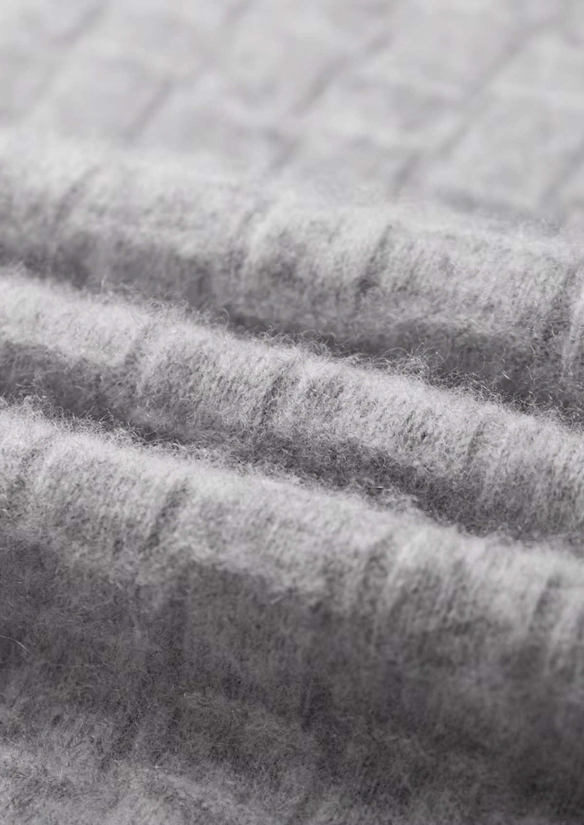 Cavallo WOOL TEXTURED MOCKNECK