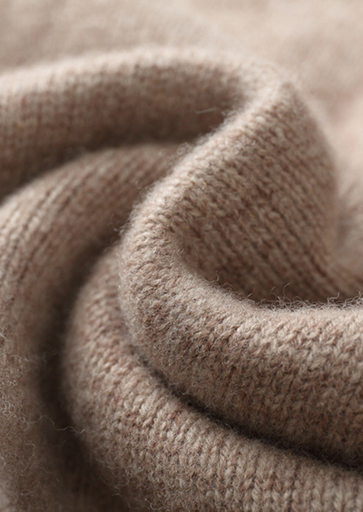 100% CASHMERE PATTERN CREWNECK
