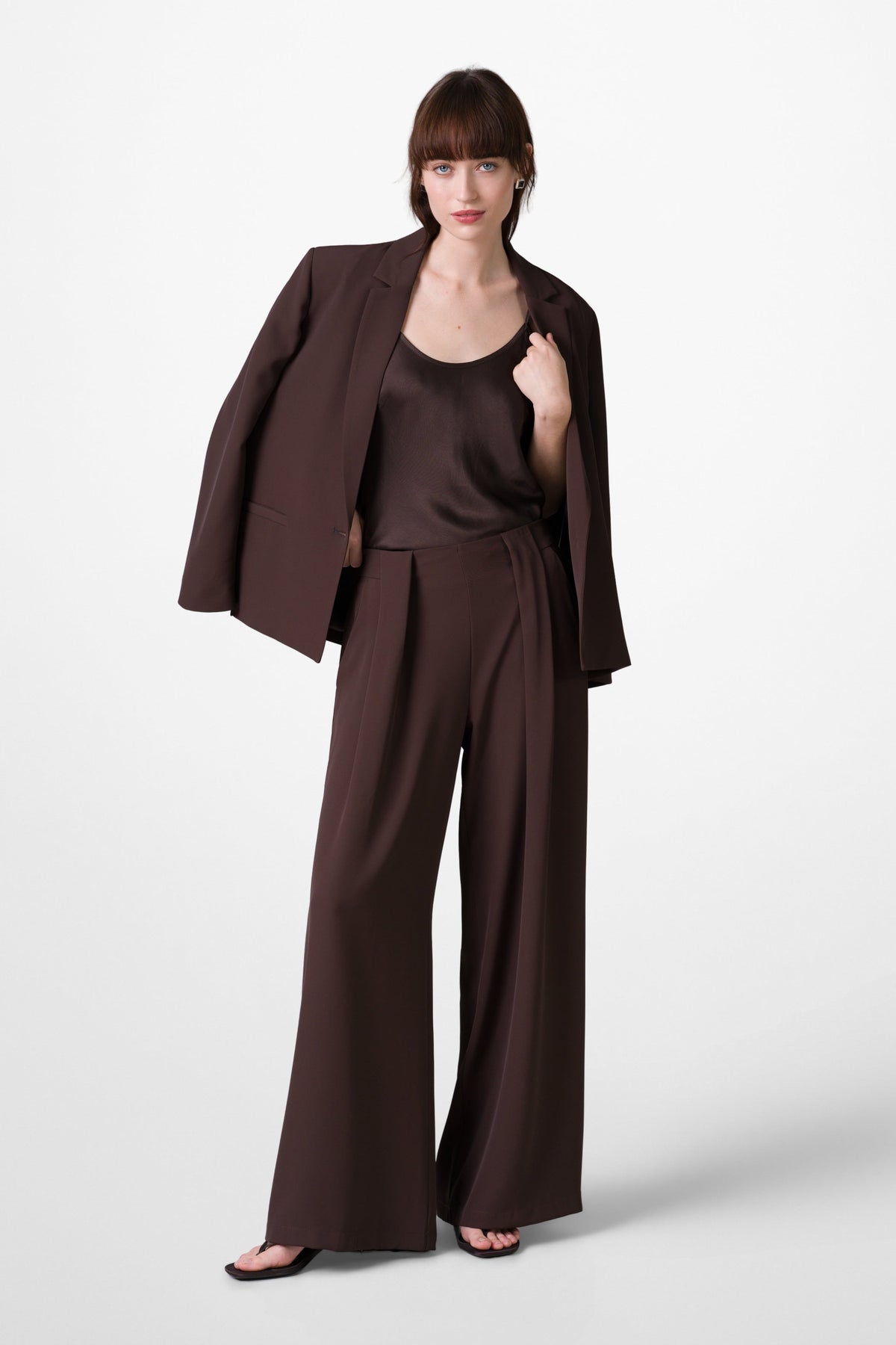 Lana Pleated Elastic Waist Trousers | Espresso Brown