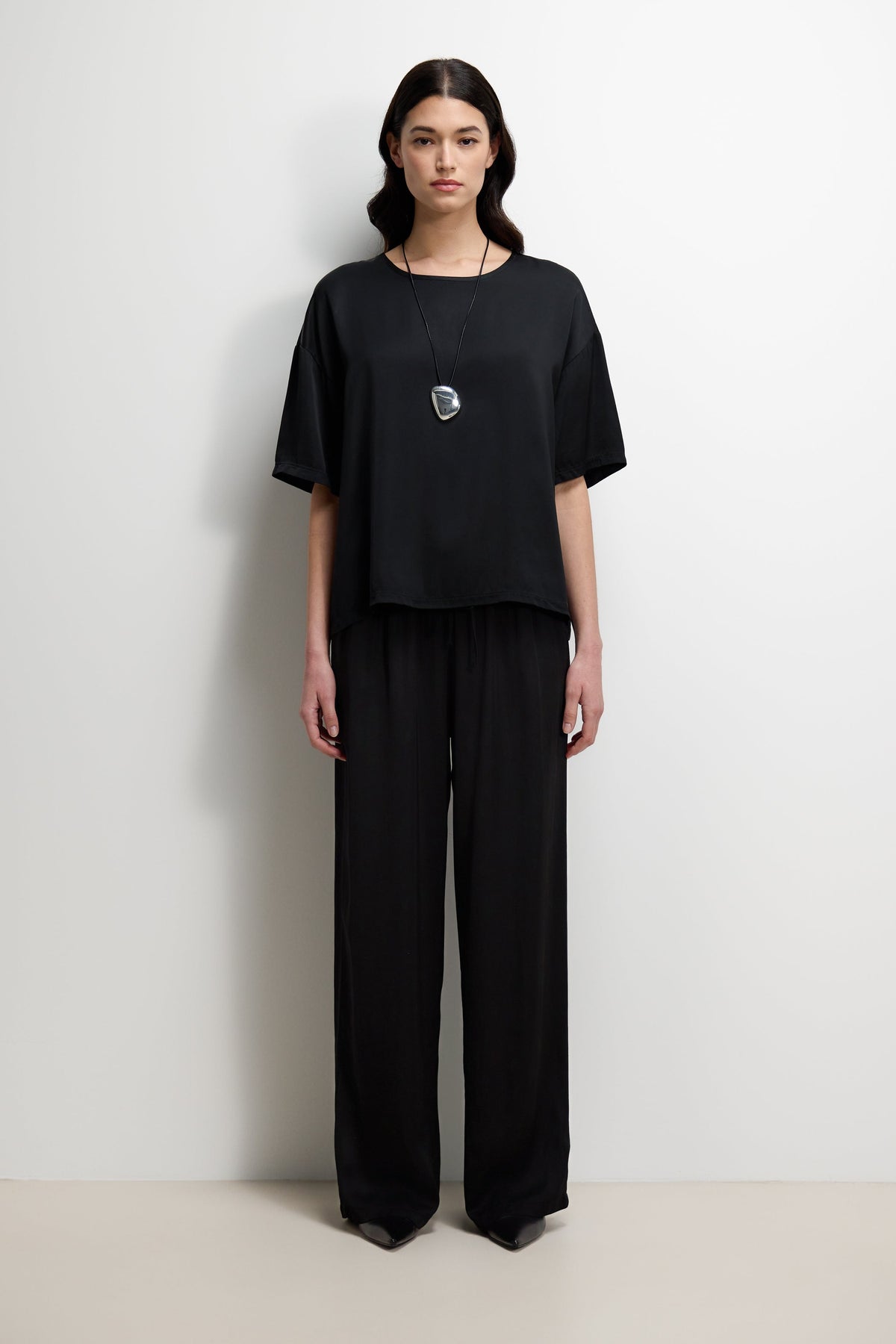 Mila Back Slit Satin Top | Black
