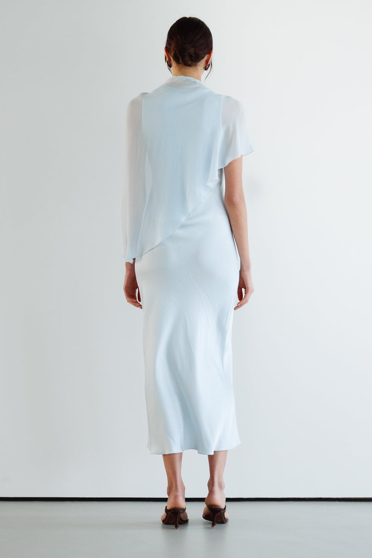 Lumi Asymmetric Poncho | Glacier