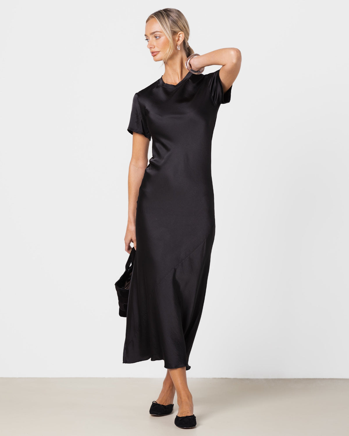 Saskia Short Sleeve Satin Dress | Black