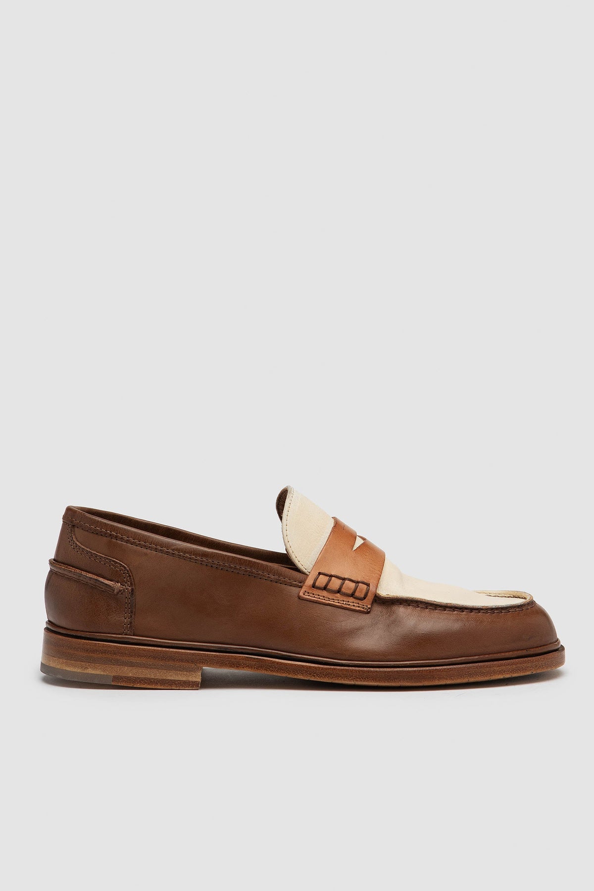 PIA Tricolor Leather